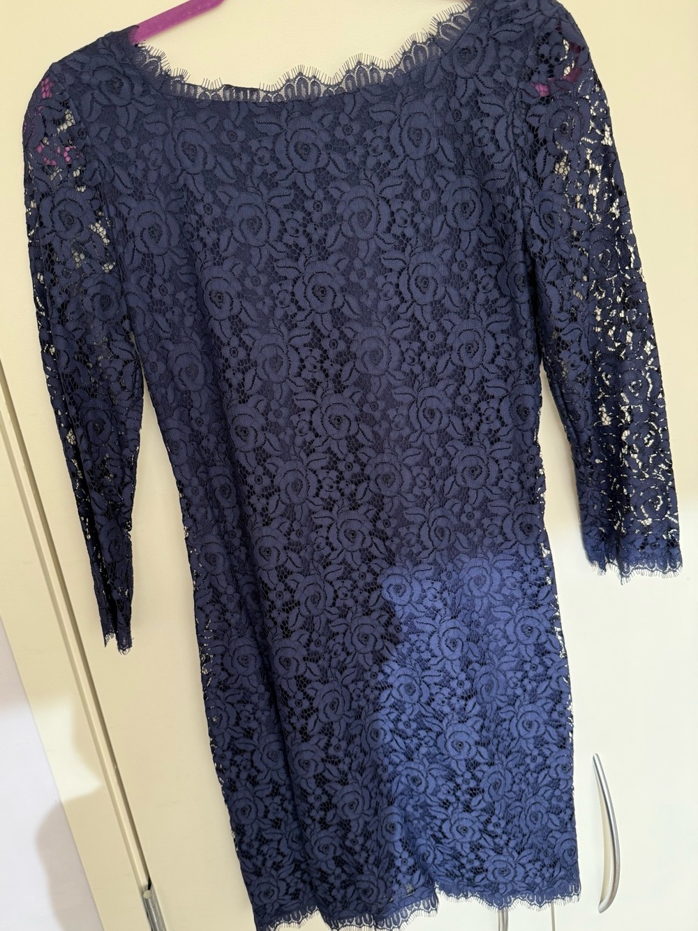 Diane Von Furstenberg Delicate Navy Lace Sheath Dress 2-way Size 6 Cocktail NWOT - Picture 6 of 7